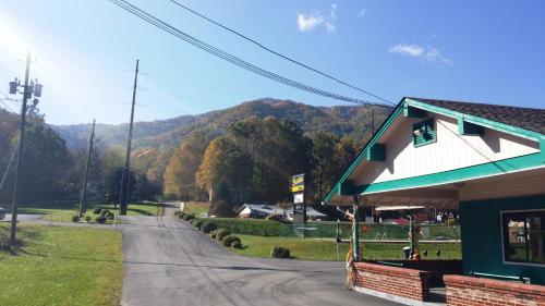 Фотография мини отеля Scottish Inn Maggie Valley