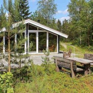 Фотографии гостевого дома
Three-Bedroom Holiday home in Herning 2