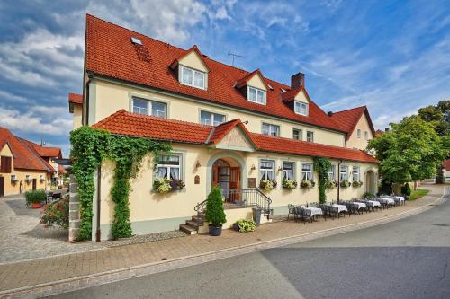 Фотография гостиницы Hotel Zum Löwenbräu
