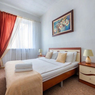 Фотография квартиры Апартаменты 3-комнатные HomeApart Комсомольская, 27