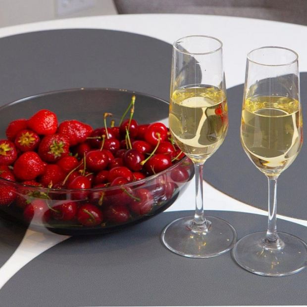 Фотографии квартиры 
            Апартаменты 4Кайф Alt Platz Apart в центре города