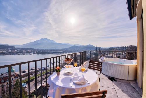 Фотография гостиницы Penthouse by Art Deco Hotel Montana