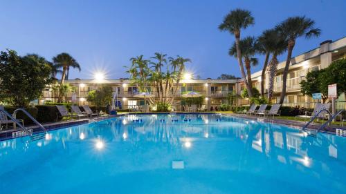 Фотография гостиницы Best Western Downtown Stuart