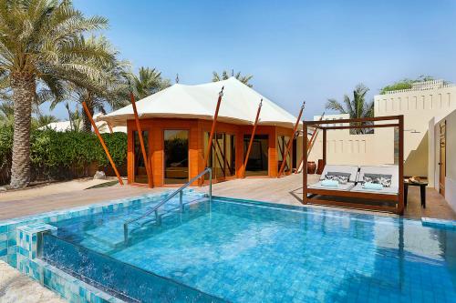 Фотография гостиницы The Ritz-Carlton Ras Al Khaimah, Al Hamra Beach
