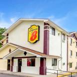 Фотография гостиницы Super 8 by Wyndham Fredericksburg/Central Plz Area