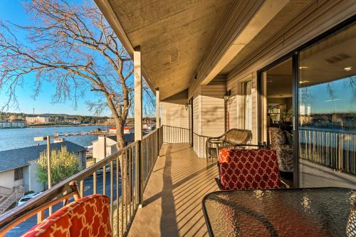 Фотографии гостевого дома 
            Lake Hamilton Condo with Balcony and Amenities!