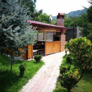 Фотография гостевого дома Vacation Home Nukri