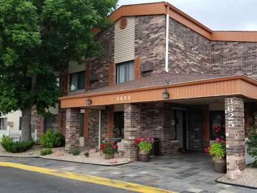 Фотография гостиницы Days Inn by Wyndham Fort Collins