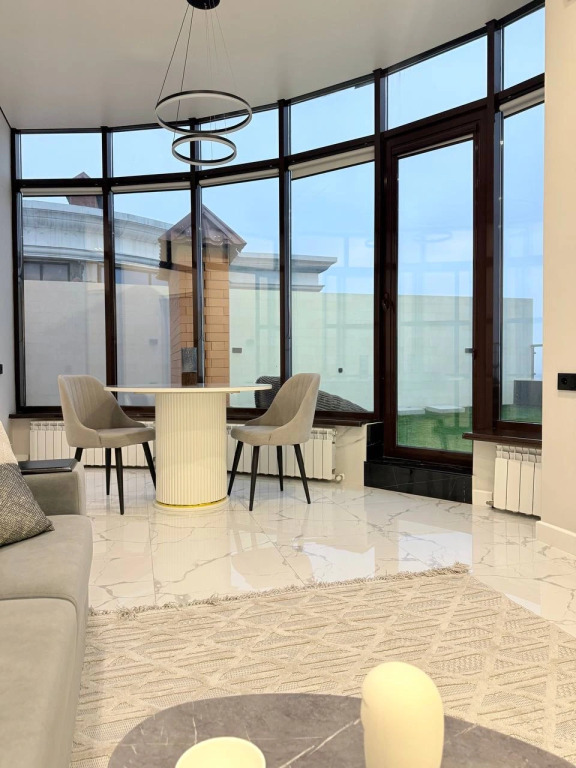 Фотография квартиры Квартира Современный пентхаус с панорамными окнами и террасой мечты