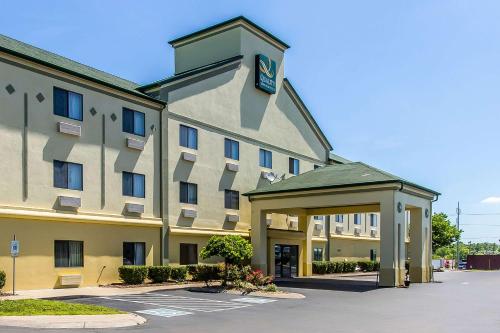 Фотография гостиницы Quality Inn & Suites La Vergne