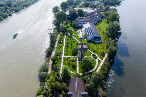 Фотография гостиницы Lebada Luxury Resort & Spa