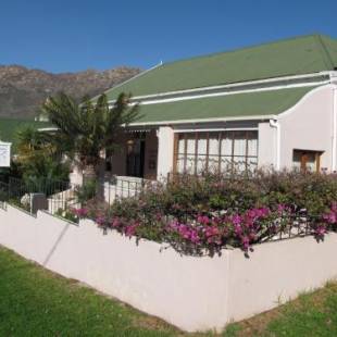 Фотографии мини отеля
Squirrels Corner B&B