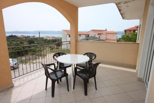 Фотография гостевого дома Apartments with a parking space Sveti Petar, Biograd - 6169