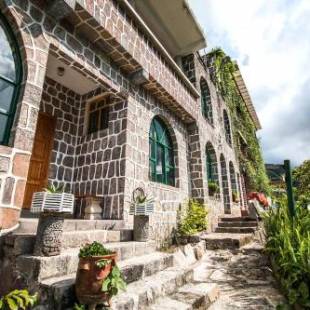 Фотография гостиницы Eco Hotel Uxlabil Atitlan