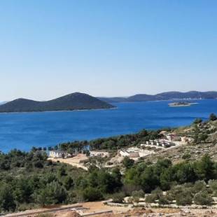 Фотографии гостевого дома 
            Mobile Home whit sea view LAVOJESA