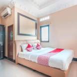 Фотография гостиницы Vaccinated Staff - OYO 1640 Fallinda Hotel