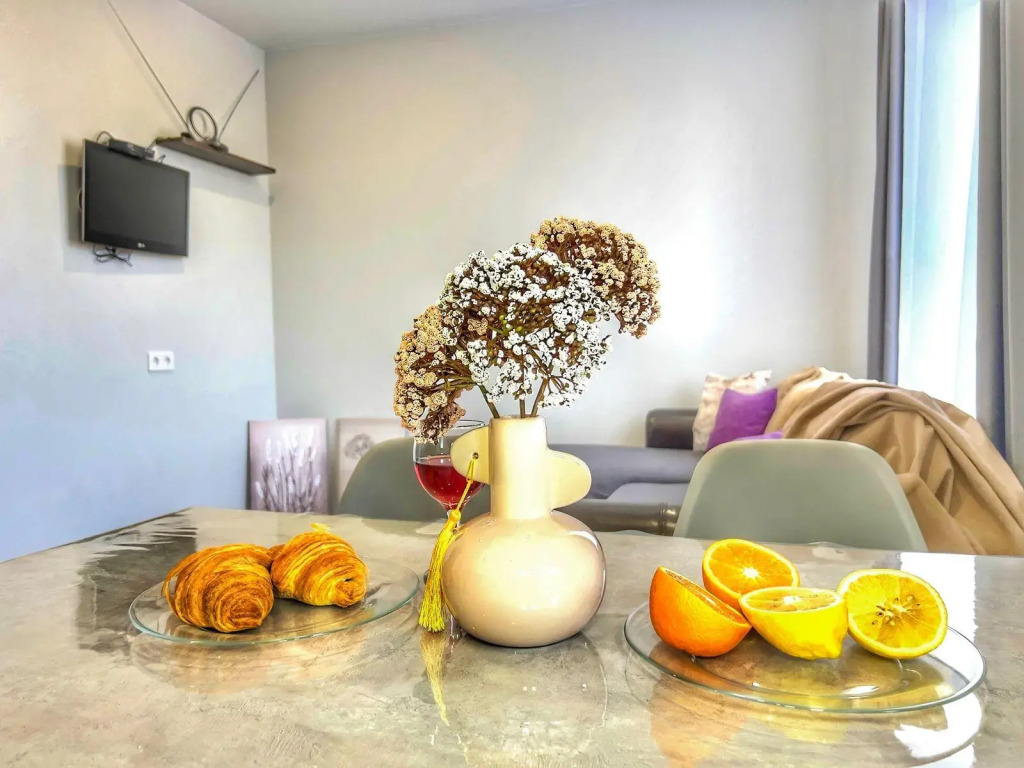 Фотография квартиры Harmonia Apartments (Гармония Апартментс) на улице Клементины Черчелль 5