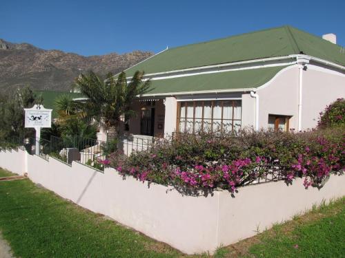 Фотография мини отеля Squirrels Corner B&B