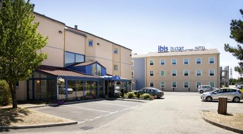 Фотография гостиницы Hotel Ibis Budget Lyon Isle D'Abeau