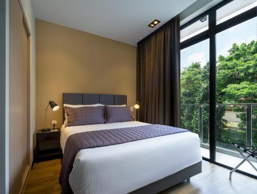 Фотография апарт отеля Ariva on Shan Serviced Residences (SG Clean)