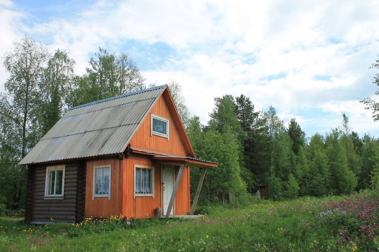 Фотография базы отдыха Избы на озере Топозеро