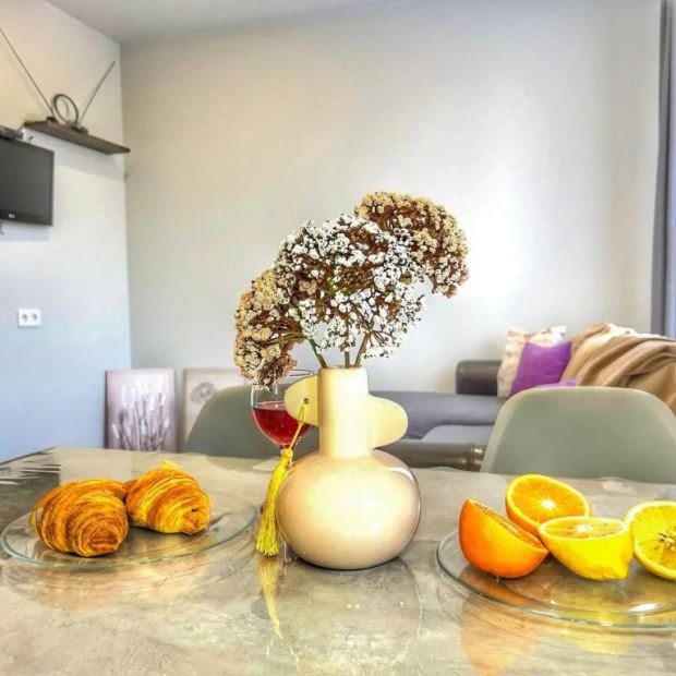 Фотографии квартиры 
            Harmonia Apartments (Гармония Апартментс) на улице Клементины Черчелль 5