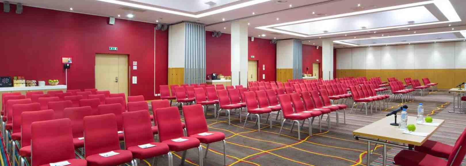 Фотография конференц-зала Конференц-зал А+Б+С