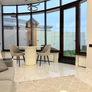 Фотография квартиры Квартира Современный пентхаус с панорамными окнами и террасой мечты