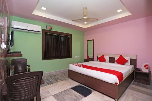 Фотографии гостиницы
Capital O 14489 Hotel Aryan