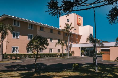 Фотография гостиницы Hotel 10 Curitiba