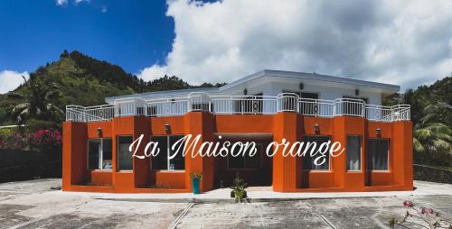Фотографии гостевого дома
La Maison Orange