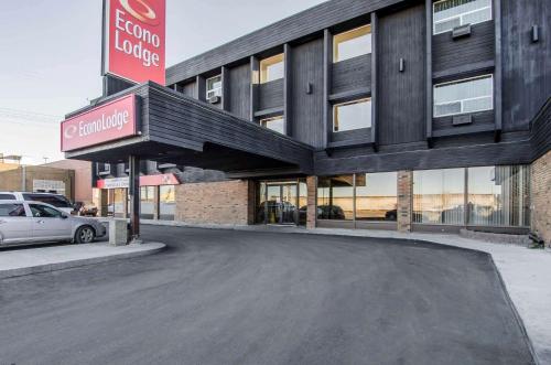 Фотография гостиницы Econo Lodge Lloydminster