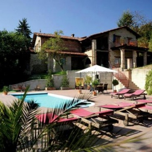 Фотография гостевого дома Luxurious Villa in Bastia MondovÃ¬ with Swimming Pool