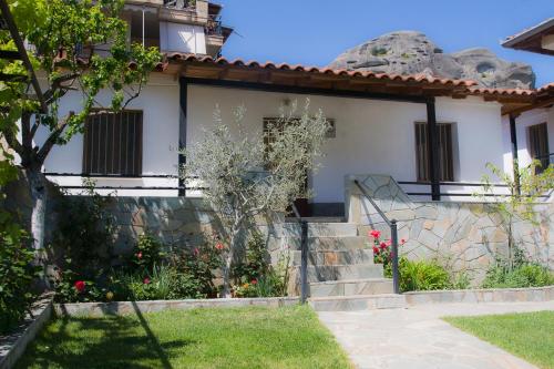 Фотография гостевого дома Lena's garden house