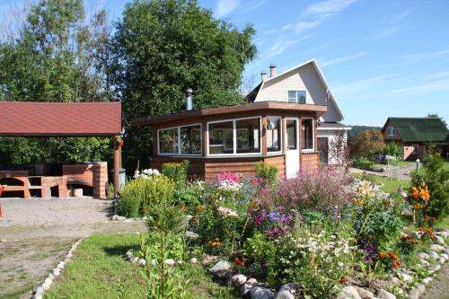 Фотографии гостевого дома
Коттеджи в Плотично