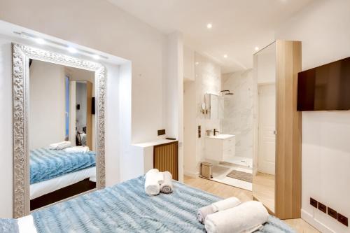 Фотографии гостиницы 
            Suite Paris, Tour Eiffel, Champs Elysées