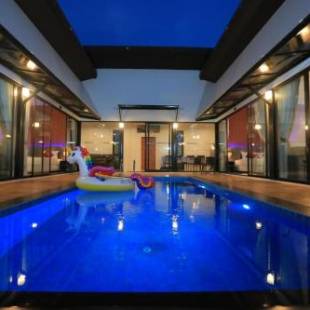 Фотографии гостиницы
Thames Tara Pool Villa Rawai Phuket - SHA Extra Plus