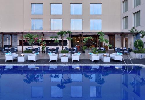 Фотография гостиницы Courtyard by Marriott Bengaluru Outer Ring Road