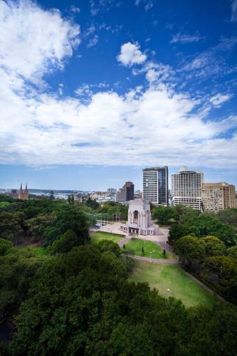 Фотография гостиницы Hyde Park Inn