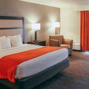 Фотографии гостиницы
Quality Inn Sunridge Inn & Conference Center