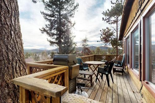 Фотография гостевого дома Little Doe Cabin