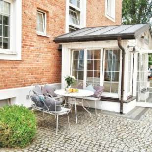 Фотографии мини отеля
American House Hennela