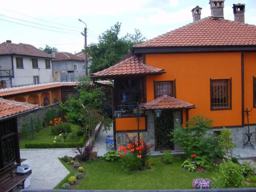 Фотография гостевого дома At Chorbadzhiykata