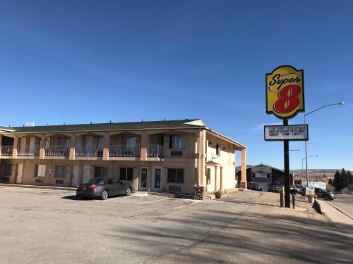 Фотография гостиницы Super 8 by Wyndham Evanston