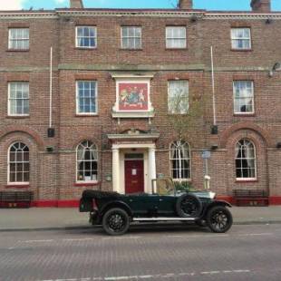 Фотографии мини отеля
The Londesborough Arms bar with en-suite rooms