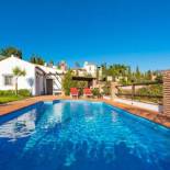 Фотография гостевого дома Cortijo montaña vistas mar