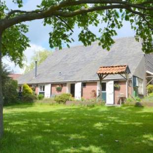 Фотографии гостевого дома
Cozy Holiday Home in Bergen op Zoom with Garden