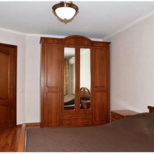 Фотография квартиры Апартаменты 3 ком центр Театральная площадь