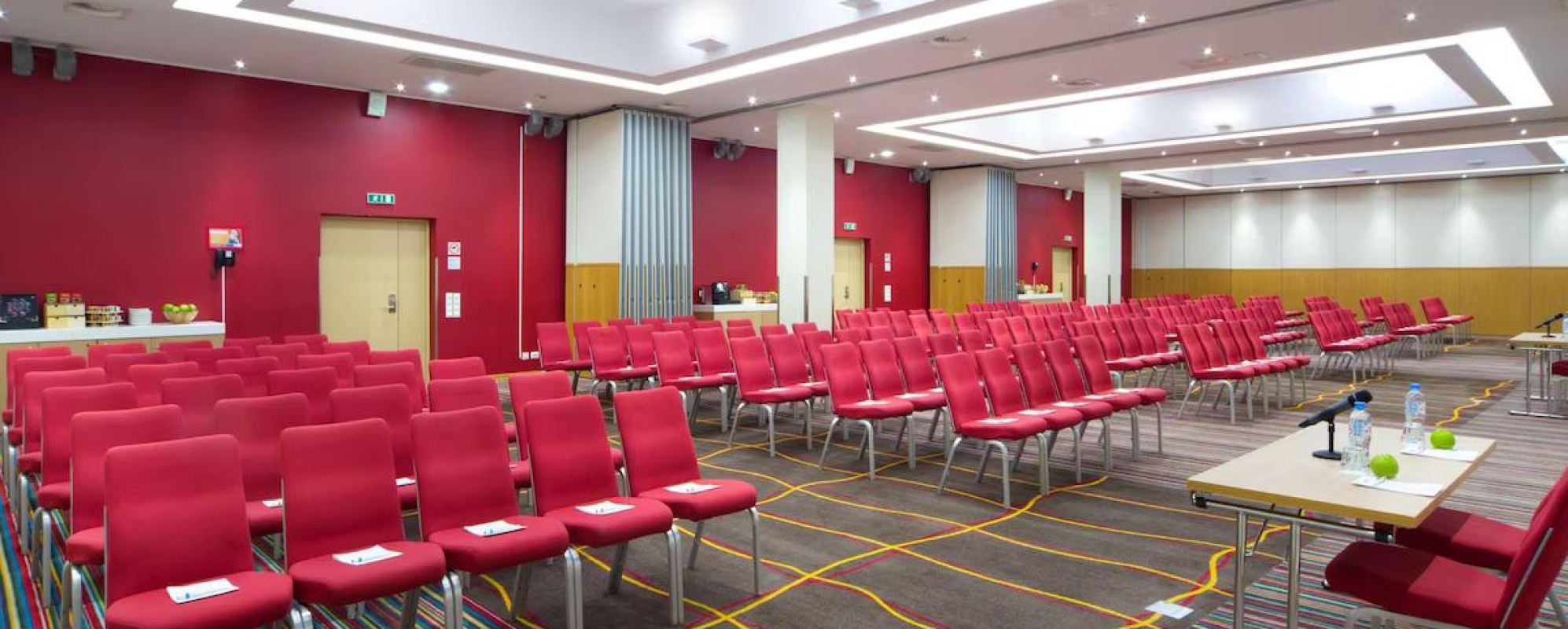 Фотографии конференц-зала Конференц-зал А+Б+С