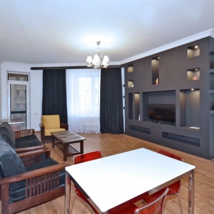 Фотография квартиры Квартира Трехкомнатная просторная на Северном проспекте, HH556